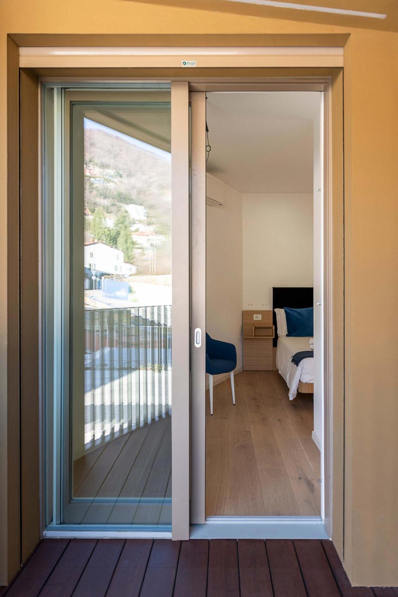 Serviced Apartments By Hotel De Charme Laveno Kültér fotó