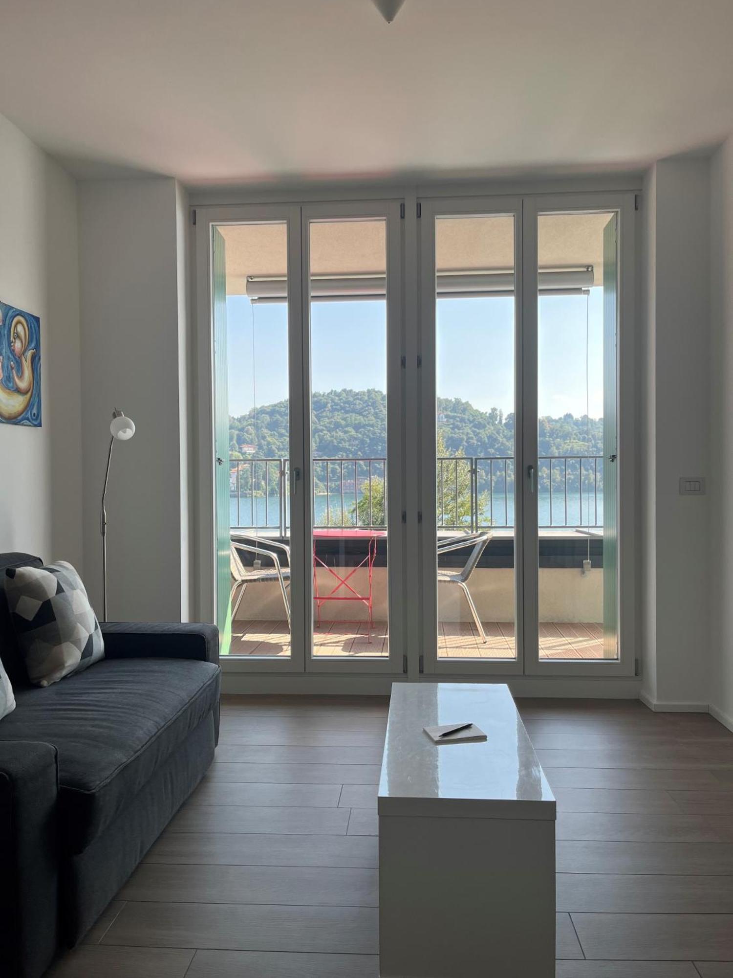Serviced Apartments By Hotel De Charme Laveno Kültér fotó