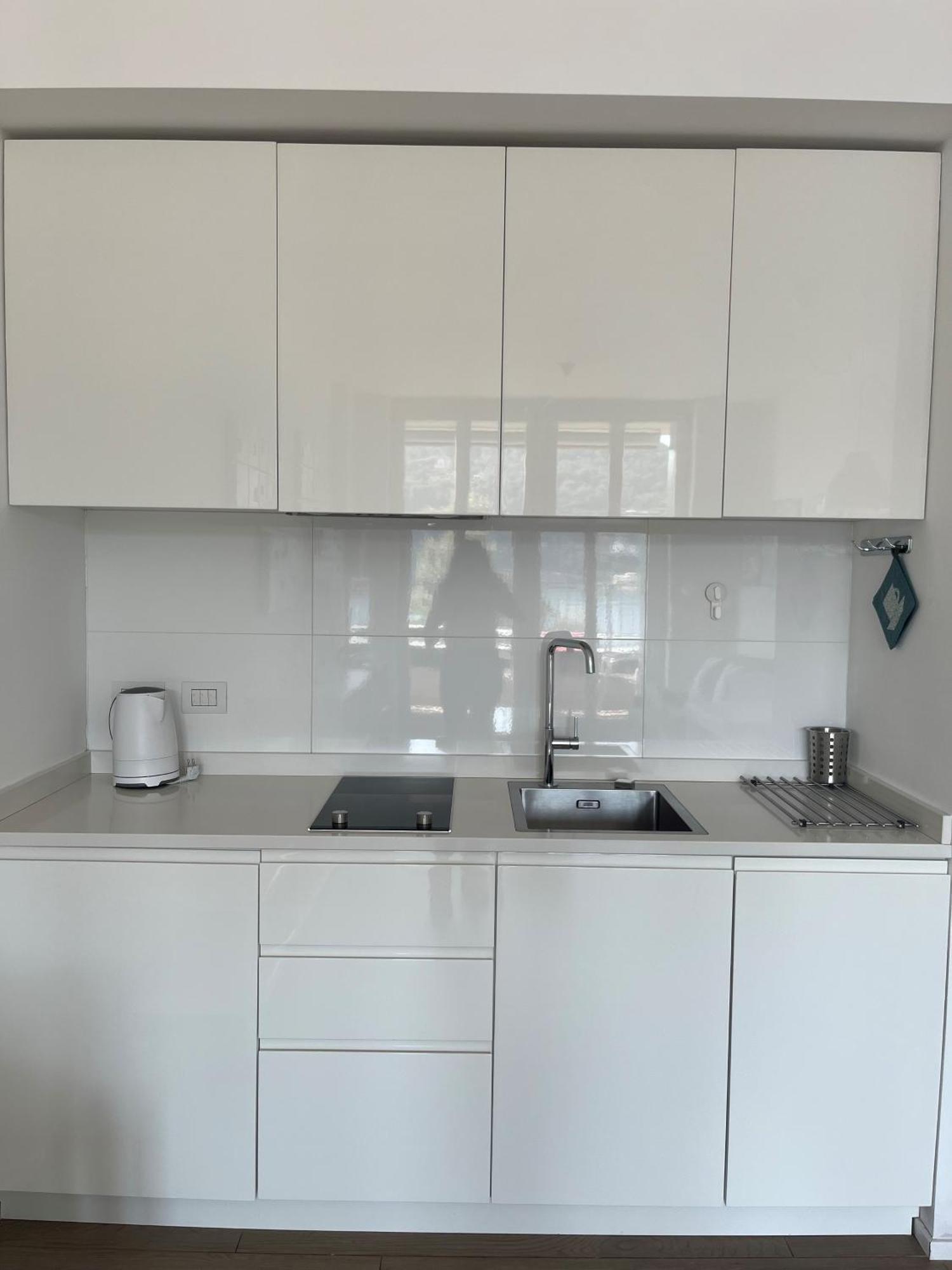 Serviced Apartments By Hotel De Charme Laveno Kültér fotó